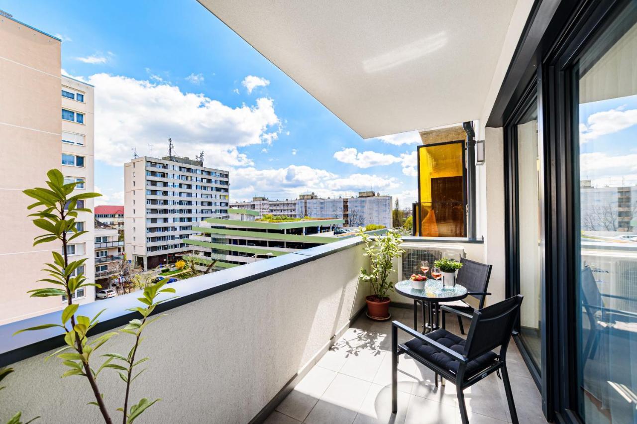 Teleki40 Apartman Gyor Central, Free Parking, Terrace ภายนอก รูปภาพ